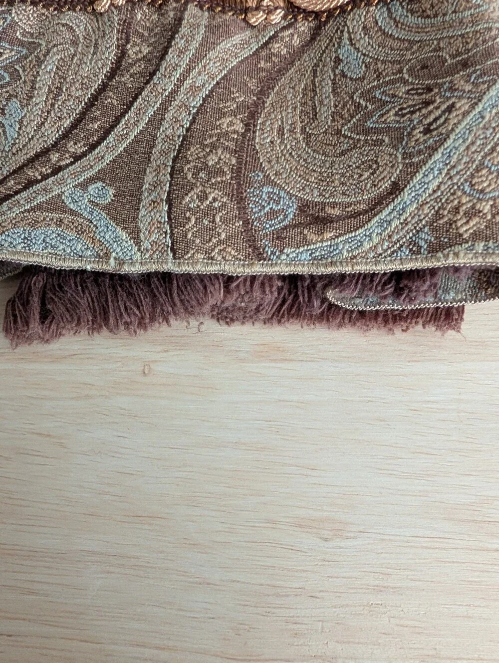 Avanti Brown Paisley Trim Bath Towels with Gold Accent